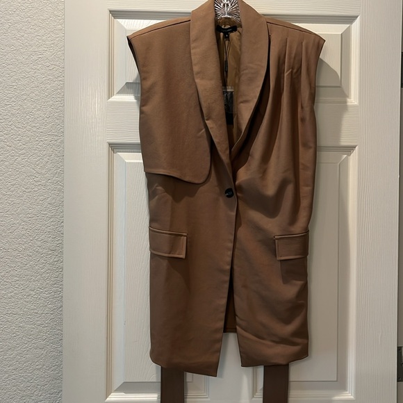 Tan brown vest - Picture 10 of 10